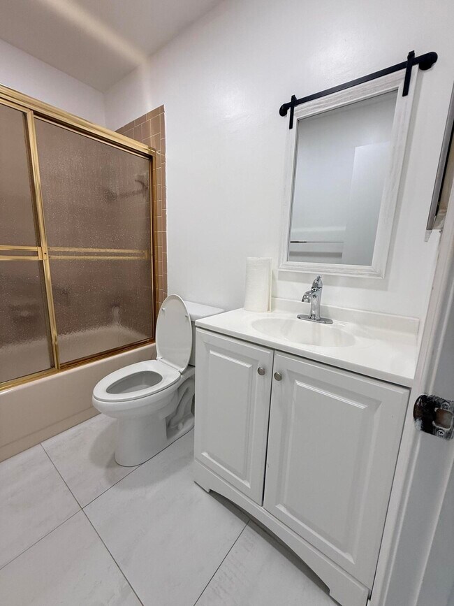 Building Photo - 7714 Tahiti Ln