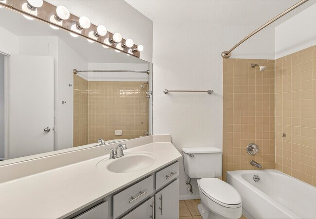 Building Photo - 2324 N Whispering Pines Way