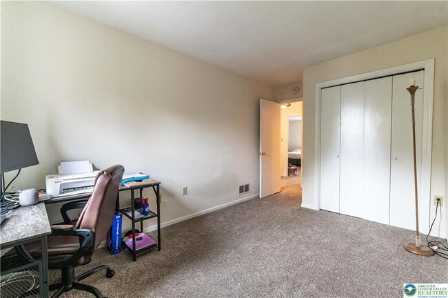 Building Photo - 8315 Countryside Ln