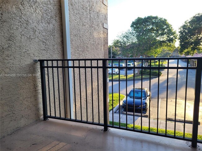 Building Photo - 101 SW 117th Ave