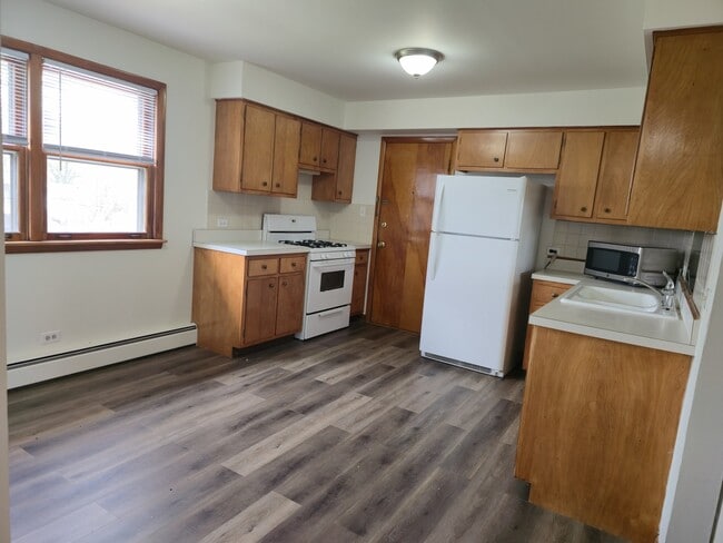 Building Photo - 517 Bethel Dr