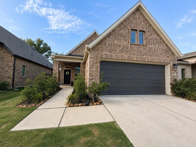 Building Photo - 7363 Lake Arrowhead Ln