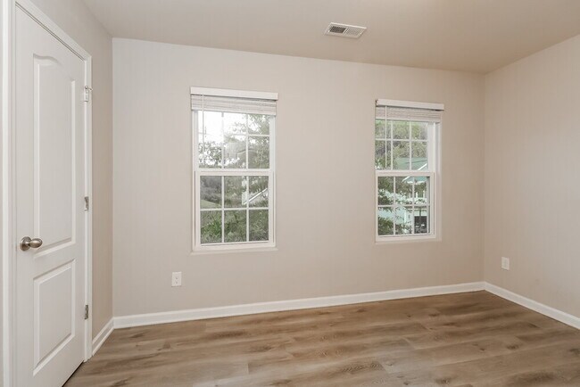 Building Photo - 1908 Boulder Ct