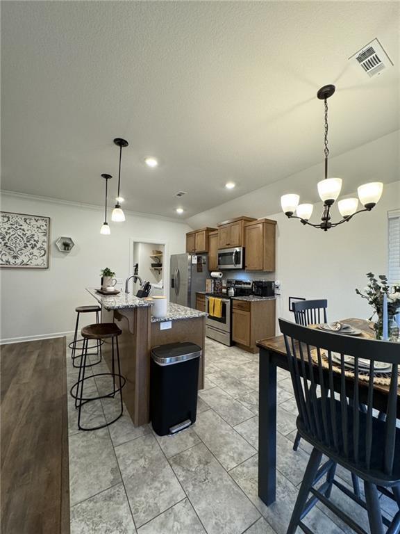 Building Photo - 253 Amber Dawn Ave