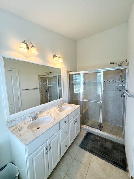Building Photo - 23347 Carters Meadow Ter