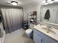 Building Photo - 280 Maple Ave