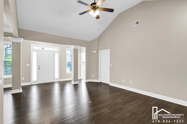 Building Photo - 5358 Manor View Dr NW