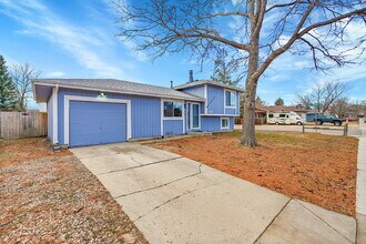 Building Photo - $2,240.95 - 3 Bed, 2 Bath Home in Loveland with Central AC and Fenced in Yard!