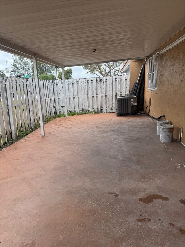 Building Photo - 7556 NW 173rd St