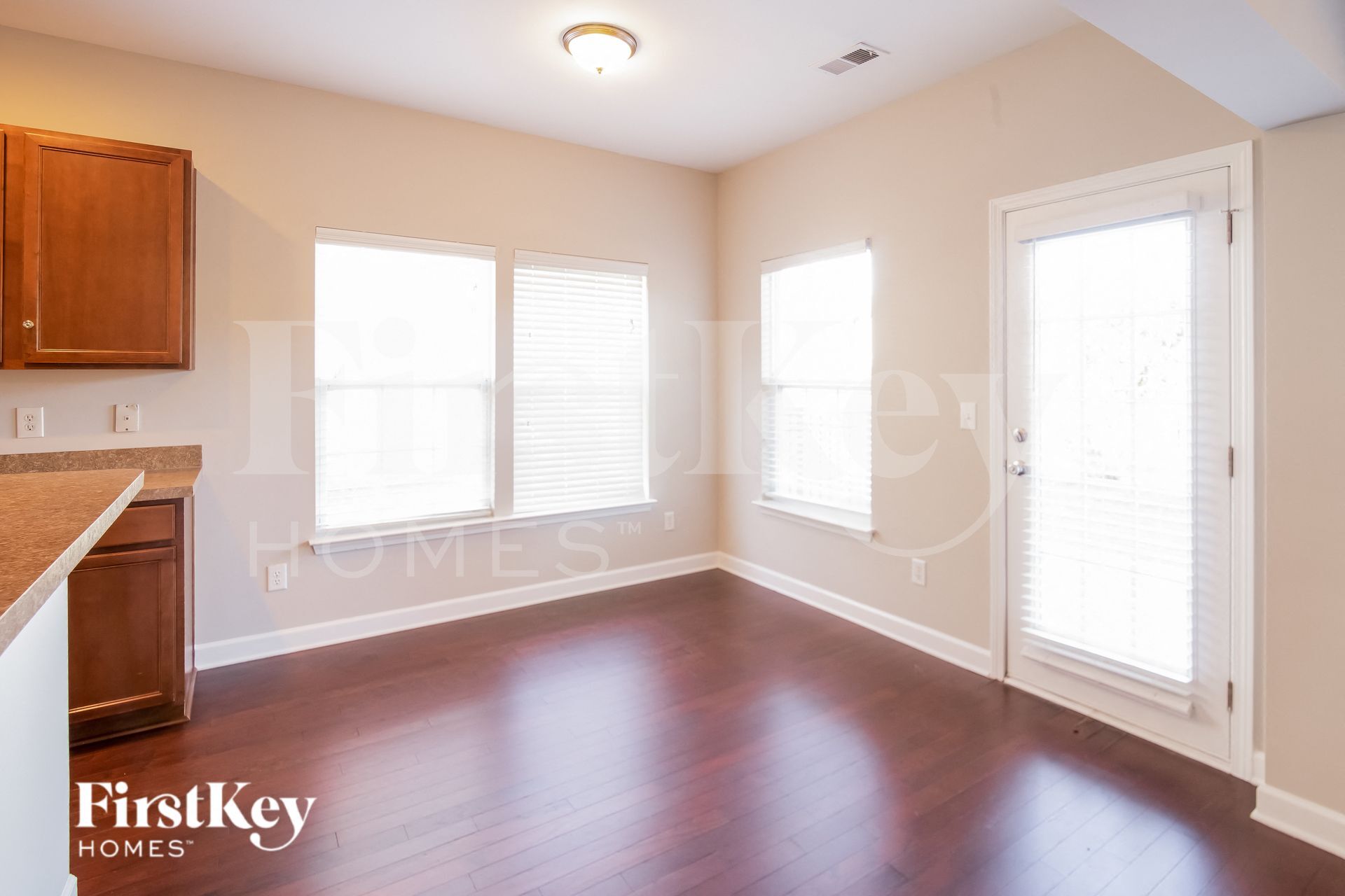 Building Photo - 254 Killarney Trail