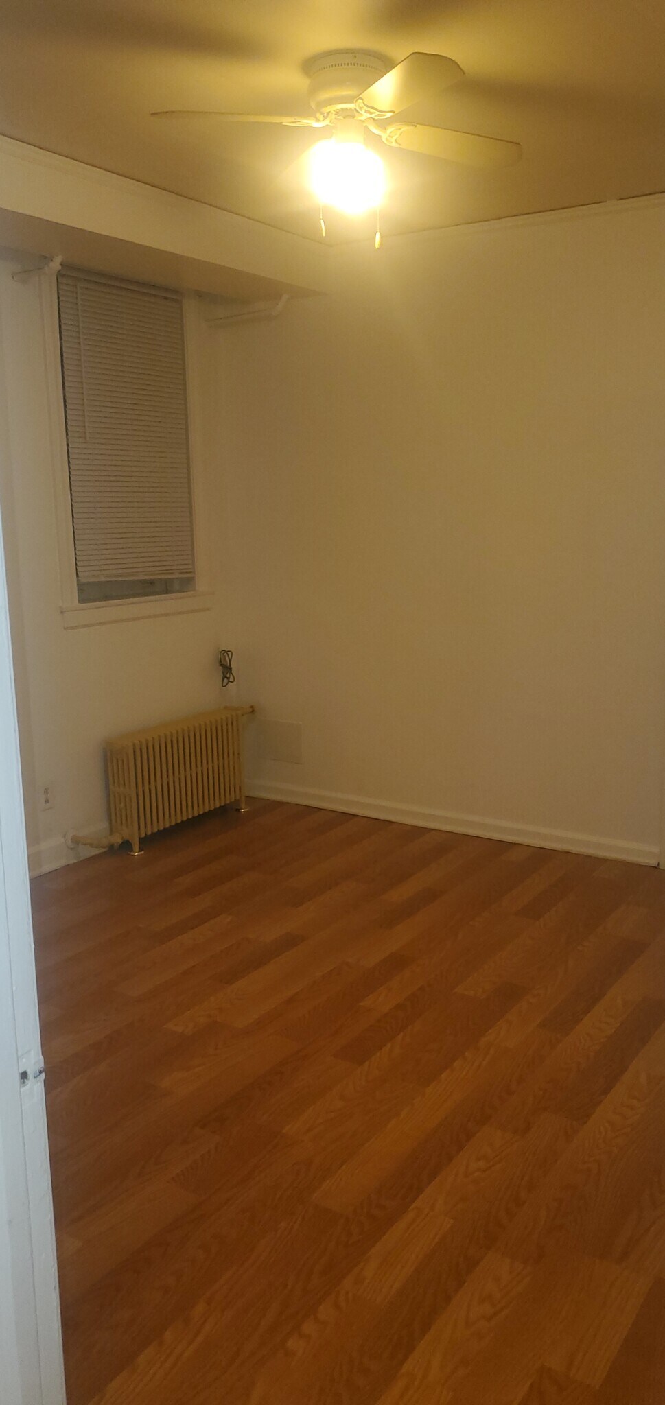 Bedroom - 6519 S Eberhart Ave