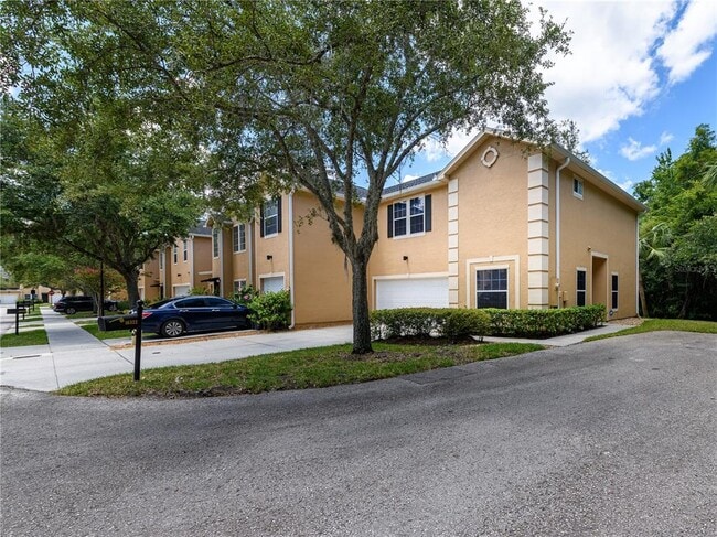 Building Photo - 16322 Parkstone Palms Ct