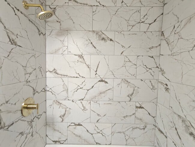 Building Photo - 6760 Blakemore St