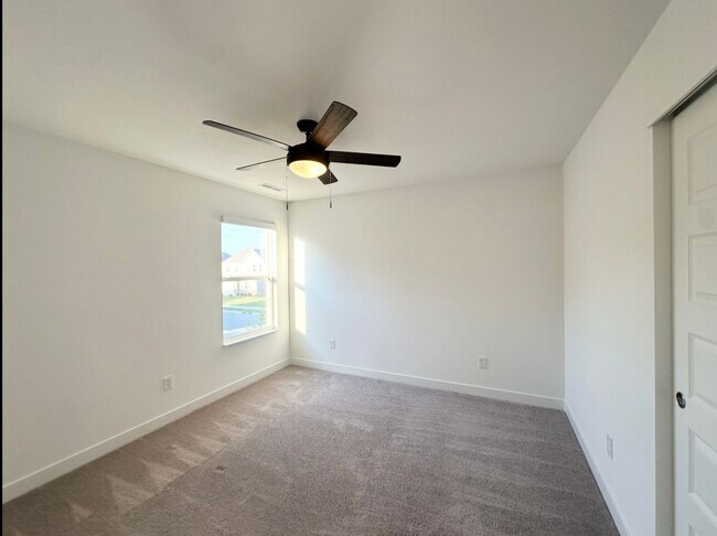 Building Photo - 7226 Sayers Rd