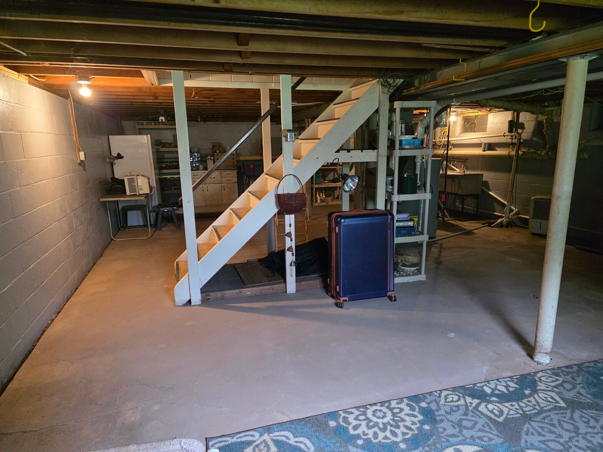 Building Photo - 32 Mercedes Dr