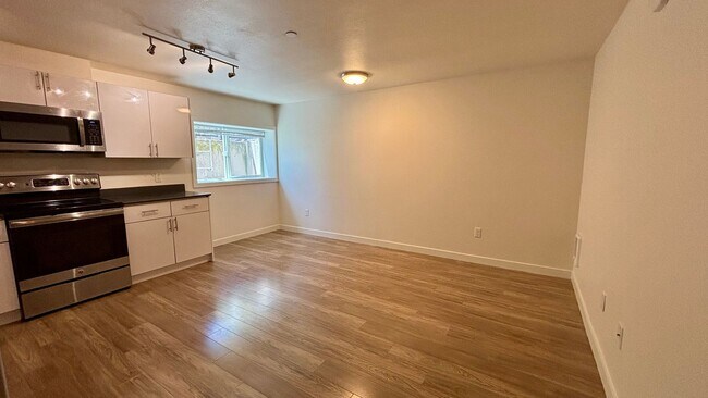 Interior Photo - The Puget Vista Apartments