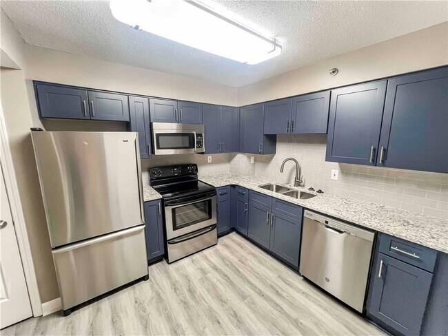 Building Photo - 2870 Pharr Ct S Northwest
