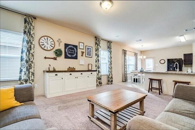 Building Photo - 118 Tallow Trail