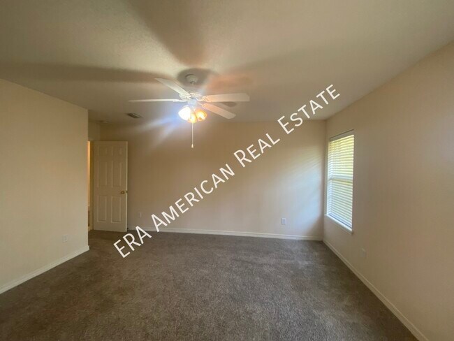 Building Photo - 6648 Longview St