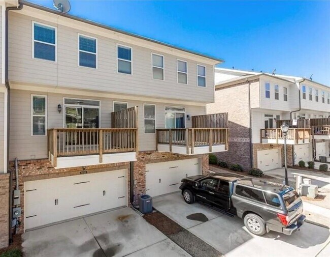 Building Photo - 4220 Tacoma Trce