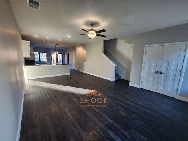 Interior Photo - Brownstone Condominiums