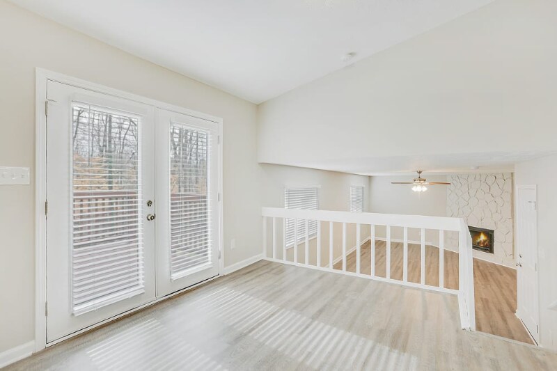 Building Photo - 837 Forest Path