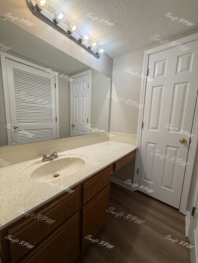 Building Photo - 8955 Hauser St