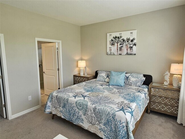 Building Photo - 15285 Shady Palms Ln