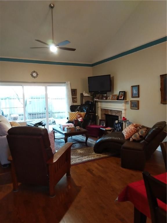 Building Photo - 3803 Williamsburg Cir