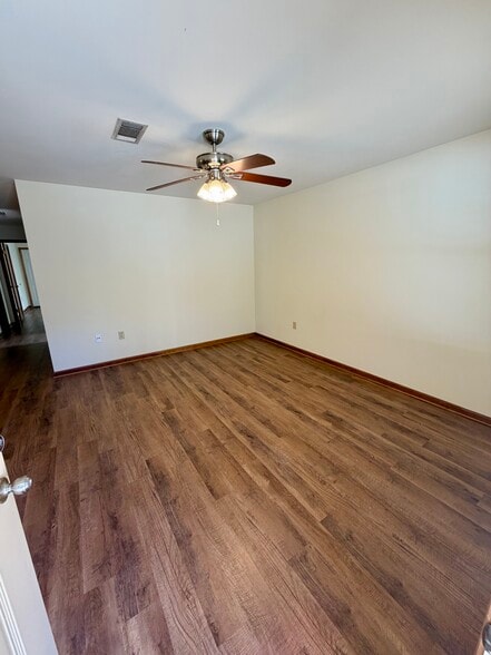 Living room area view from front door - 29604 Burns Ln