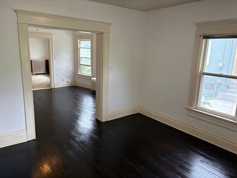Building Photo - 1124 Eliza St
