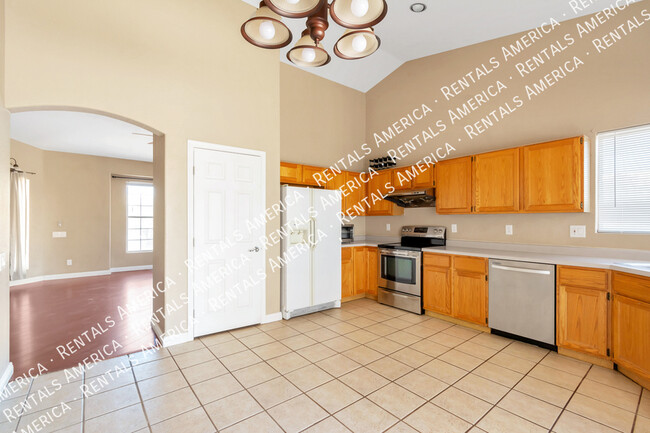 Building Photo - 7165 W Yarbough Dr