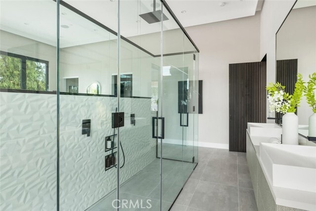 Building Photo - 22020 Alizondo Dr