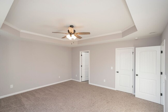 Building Photo - 123 Vanatta Rd