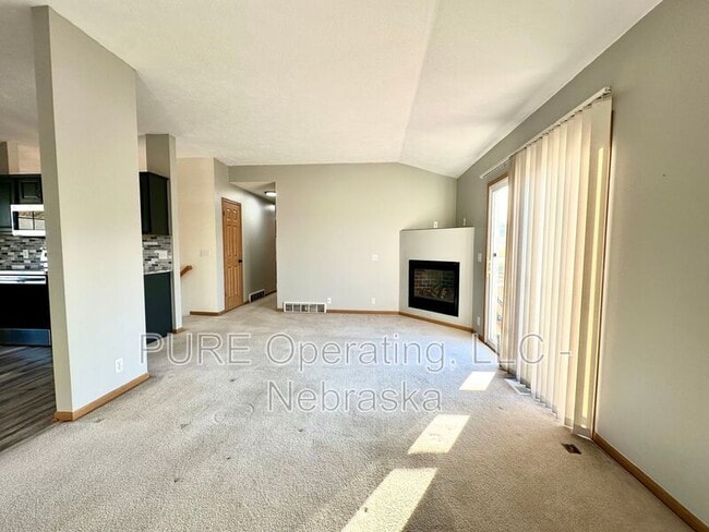 Building Photo - 11657 Bauman Ave