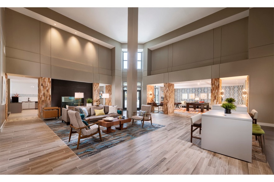 Building Photo - Woodfall Greens
