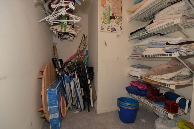 Building Photo - 525 N Ocean Blvd