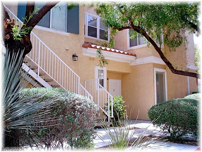 Building Photo - 251 S Green Valley Pkwy