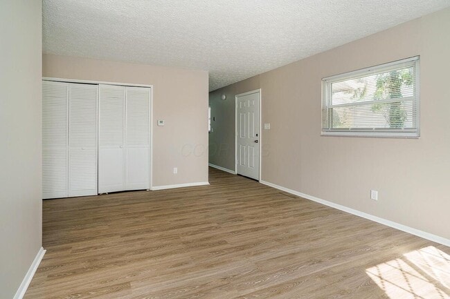 Building Photo - 1775 Alcoy Dr