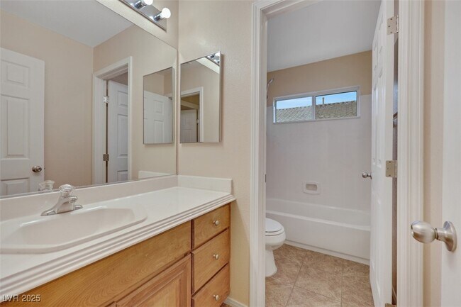 Building Photo - 6125 Sugartree Ave