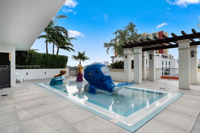 Building Photo - 300 Sunny Isles Blvd