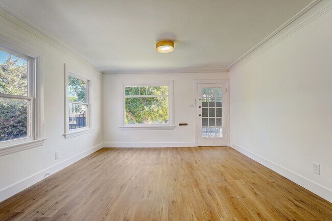 Building Photo - 2909 Cimarron St