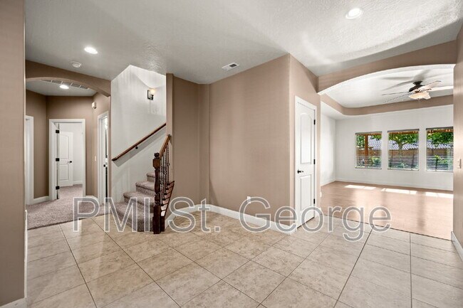 Building Photo - 3782 Brade Lane