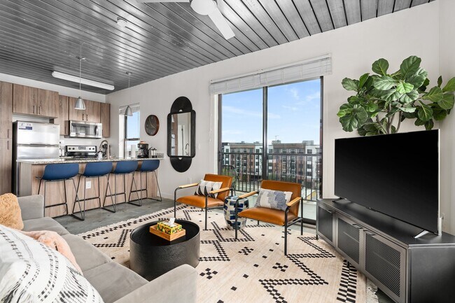 Building Photo - Midtown Magic: Big Savings + Big Perks!