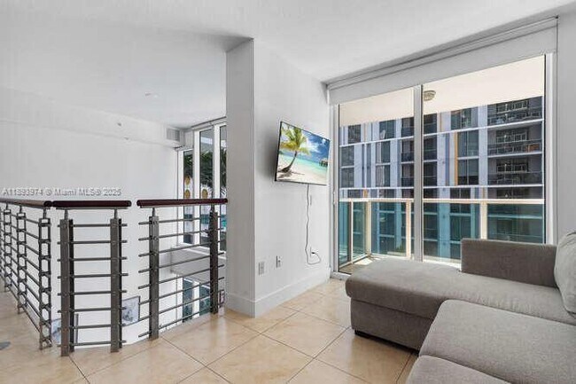 Building Photo - 41 SE 5th St