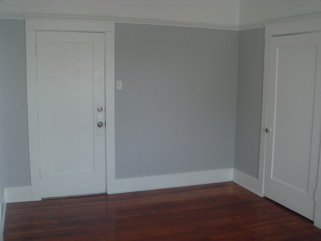 Building Photo - 135 Bonito Ave