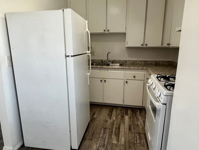 Building Photo - ZENIT324