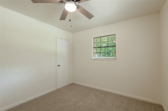 Building Photo - 712 Cline St