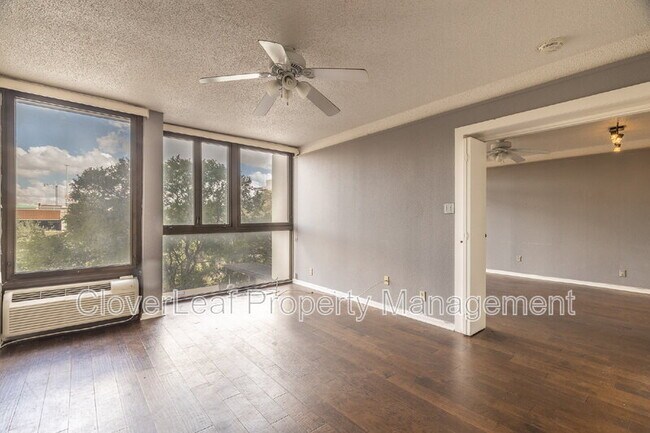 Building Photo - 7701 Wurzbach Rd
