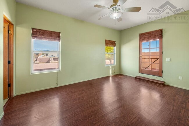 Building Photo - 1 MO. FREE RENT! Serene Pueblo-Style Home in Tierra Contenta